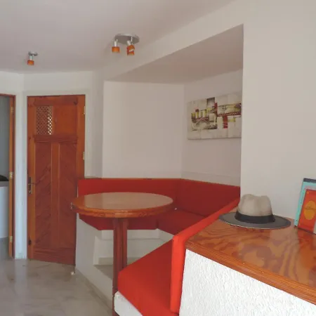 Appartement Apartment-hotel Altamira *